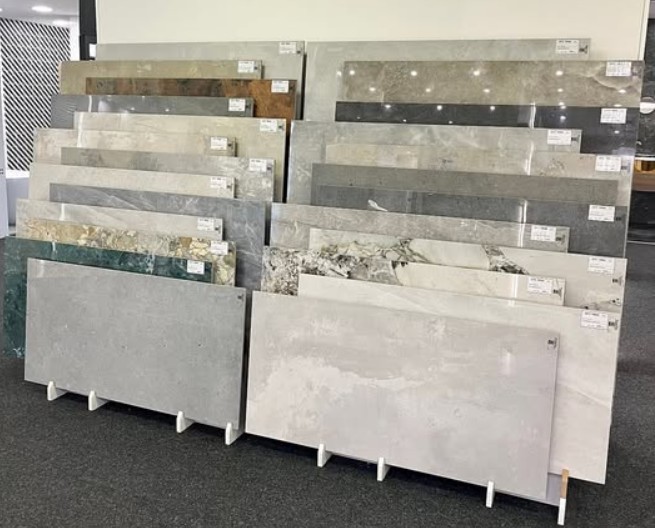 akie płytki do ogrzewania podłogowego